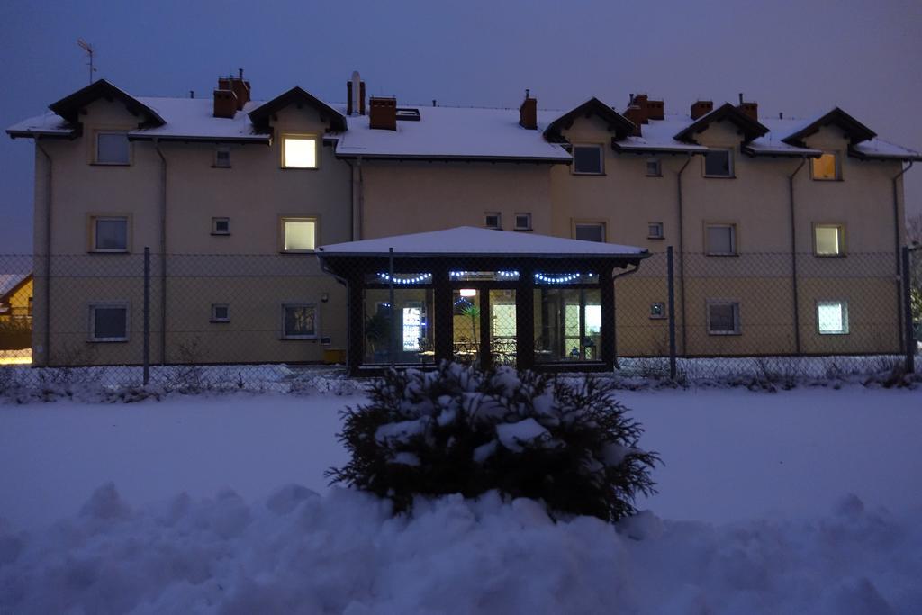 Leo Hostel بوزنان المظهر الخارجي الصورة